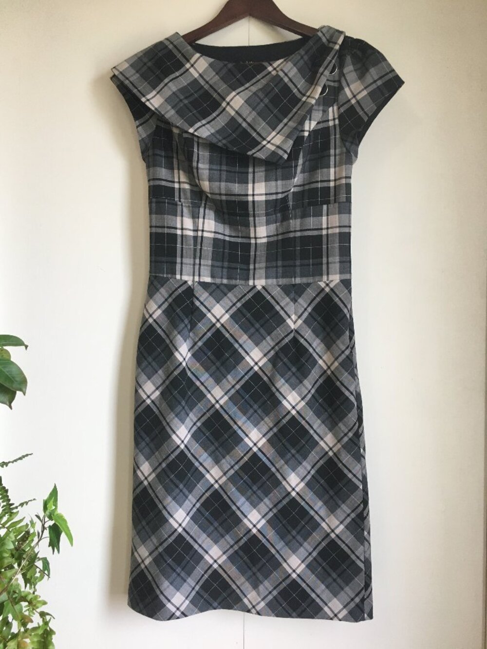 Vintage 90s Le Chateau Plaid Indie Cap Sleeve Large Folded Collar Midi Dress - S - Picture 2 of 16